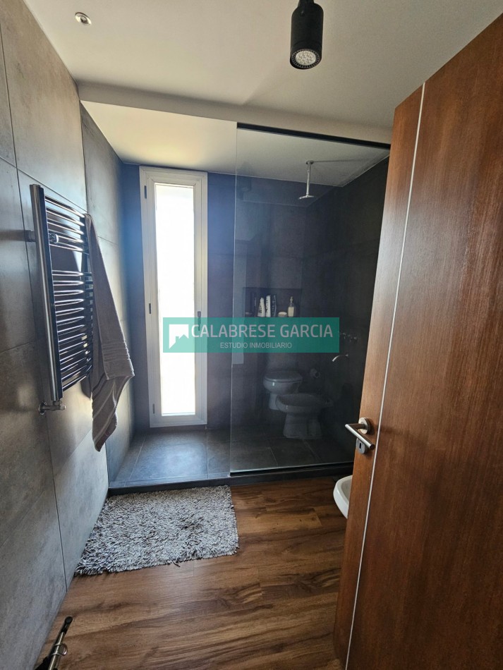 SE VENDE CASA ZONA ACCESO NORTE