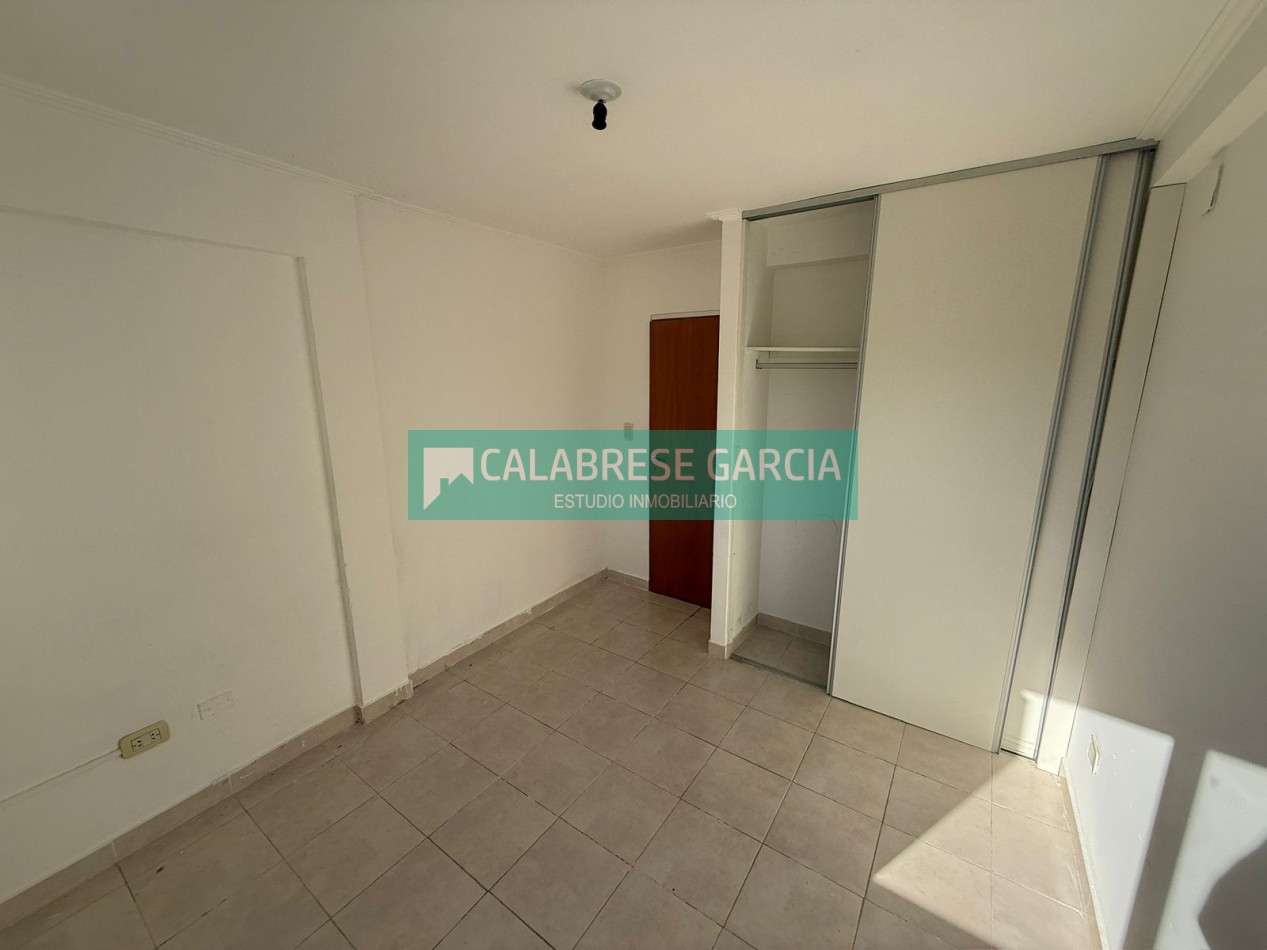 Se vende departamernto de dos Dormitorios zona centro 