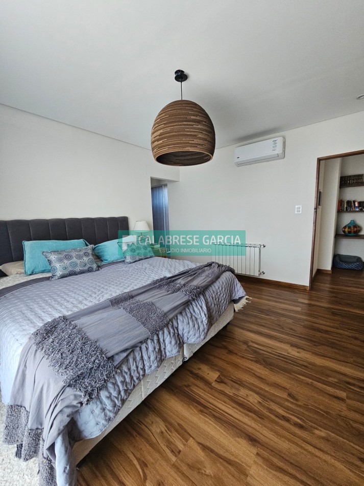 SE VENDE CASA ZONA ACCESO NORTE