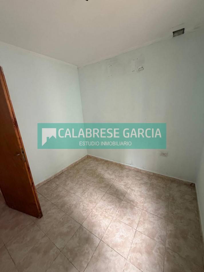 Se alquila casa de dos dos dormitorios zona Don Bosco y Ramirez