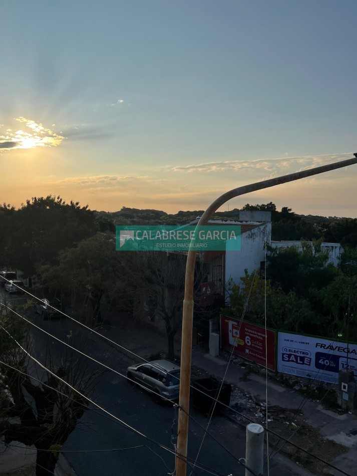 Alquilo Monoambiente al frente zona Laprida y Patagonia