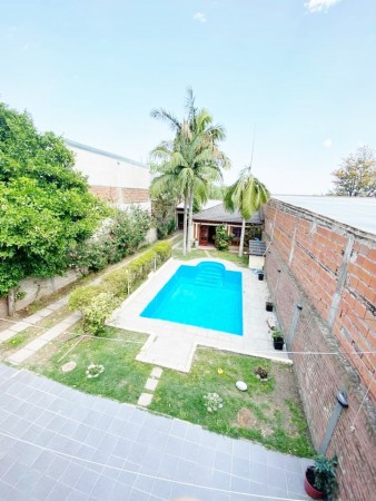 RETSADA CASA EN VENTA ZONA BLAS PARERA Y DON BOSCO