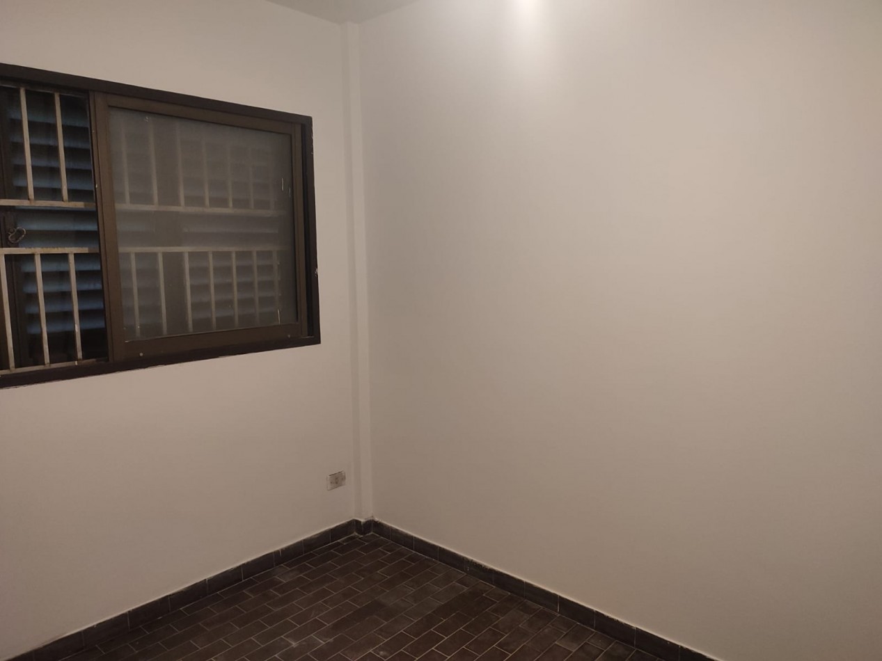 VENDO DEPARTAMENTO 3 DORM. CON COCHERA FRENTA A LA UCA