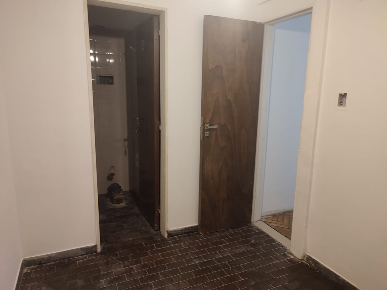 VENDO DEPARTAMENTO 3 DORM. CON COCHERA FRENTA A LA UCA