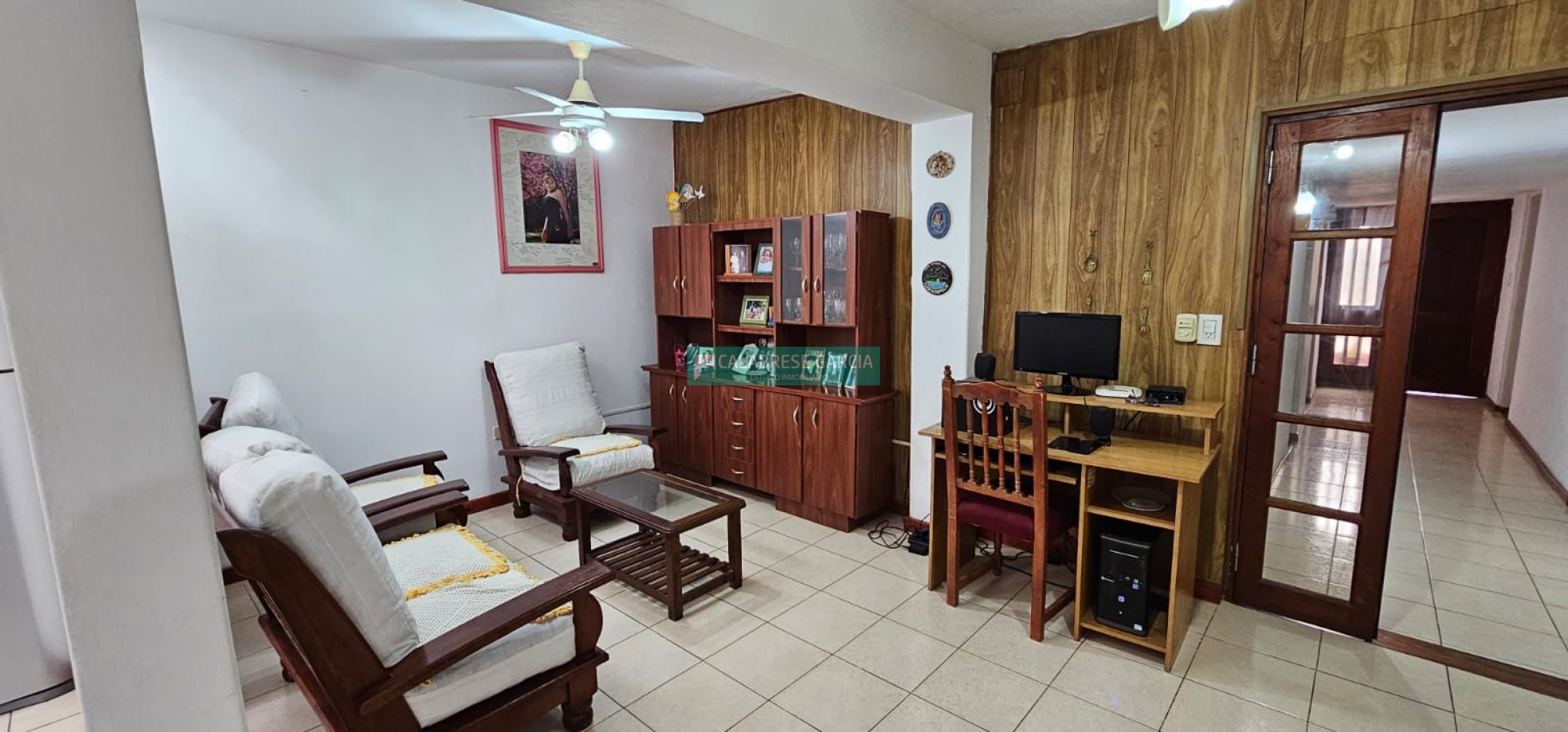 SE VENDE CASA DE TRES DORMITORIOS EN UNA PLANTA ZONA SANTA TERESITA
