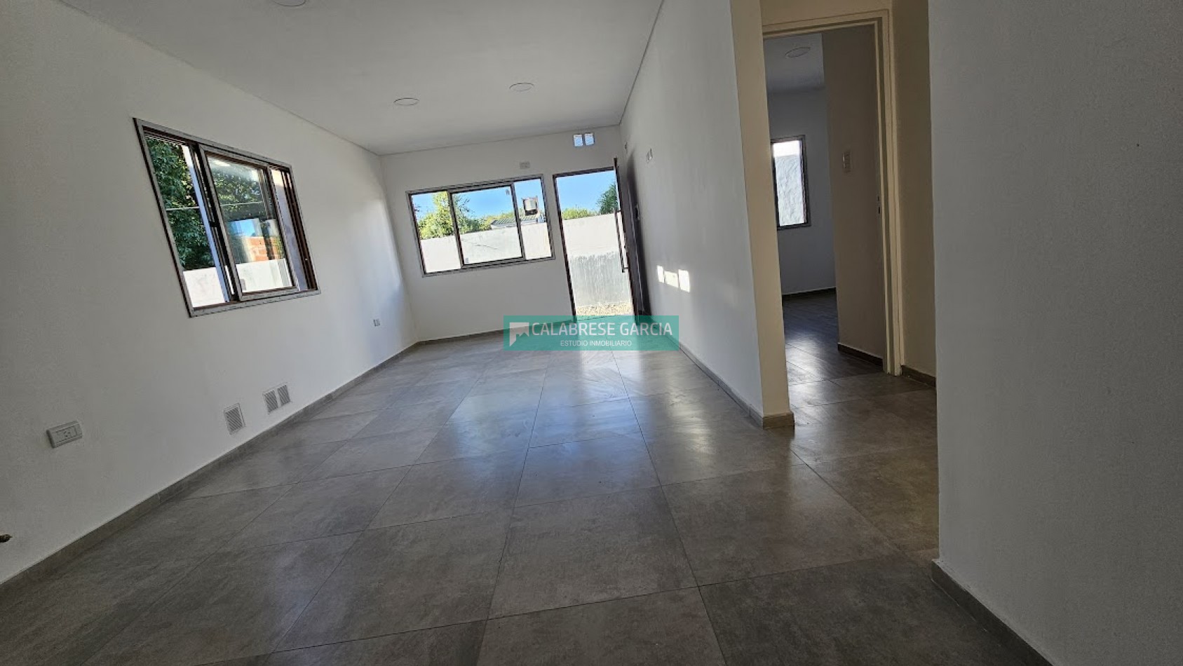 SE VENDE CASA A ESTRENAR ZONA Artigas y O´Hggins