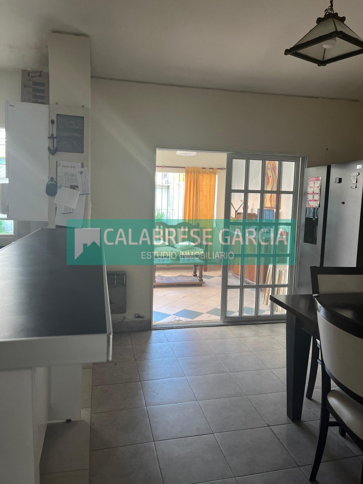 VENDO CASA ZONA B° MERCANTIL