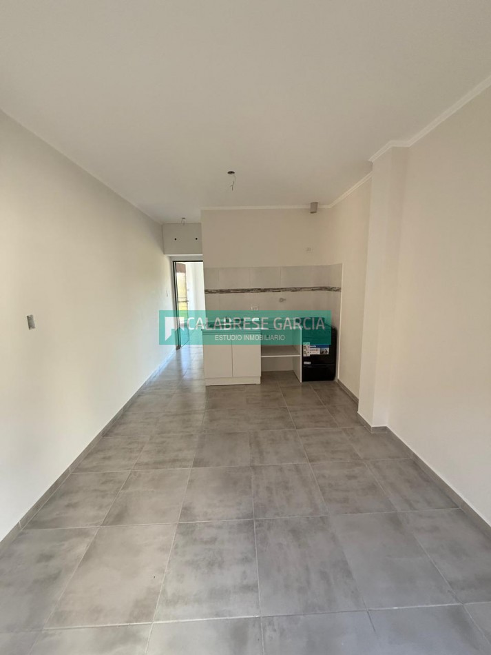 Se alquila departamento zona centro a estrenar 