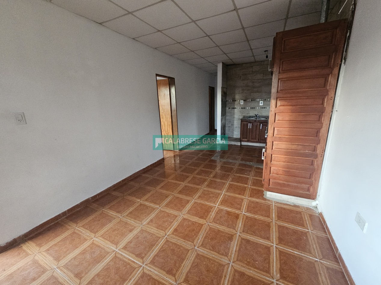 Se Alquila casa zona Newbery y Garrigo