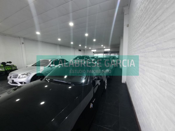 VENDO LOCAL COMERCIAL ZONA RAMIREZ SUR