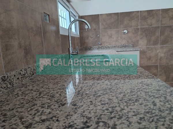 EN VENTA DUPLEX ZONA CLUB PARACAO
