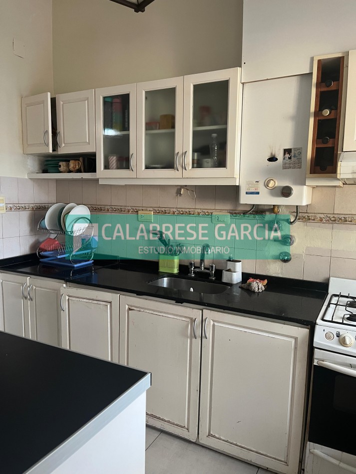VENDO CASA ZONA B° MERCANTIL