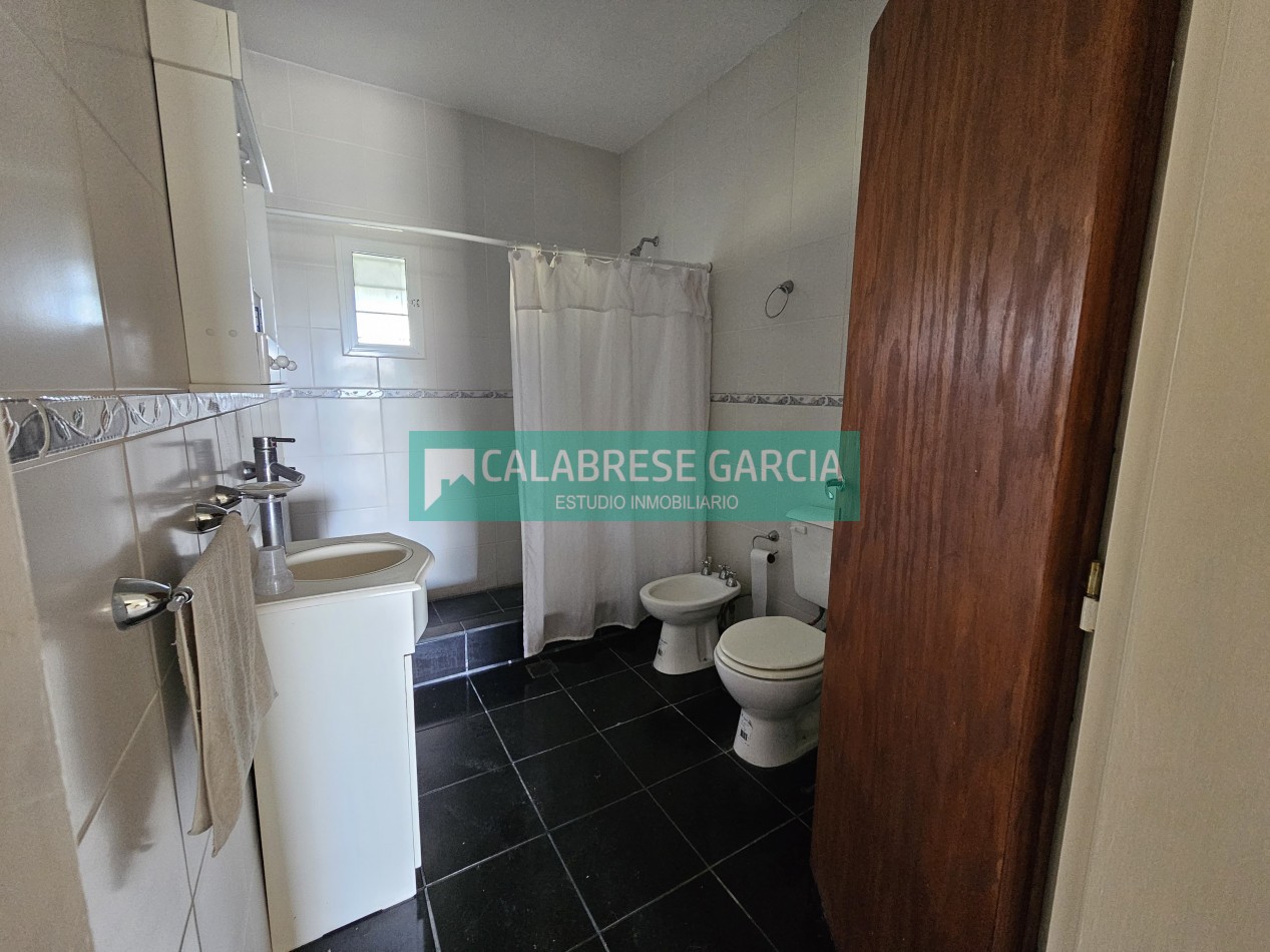 En venta casa quinta, impecable , barrio  el Molino . Sauce Motrull !  