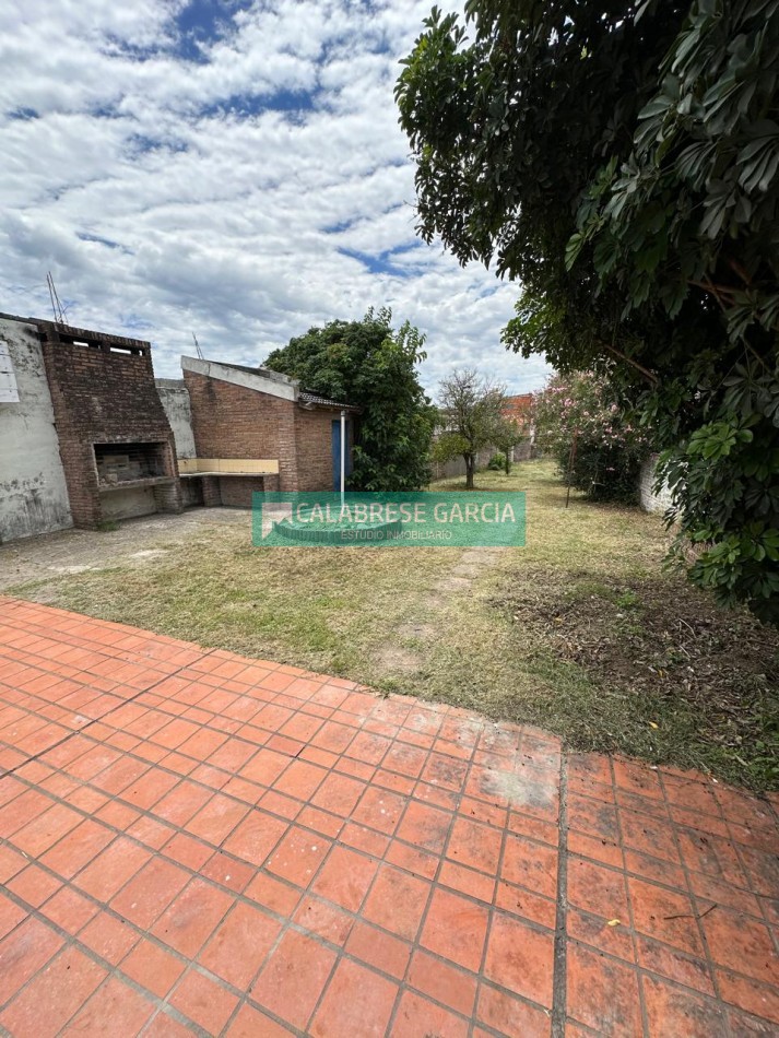 SE VENDE CASA ZONA DON BOSCO Y SUD AMERICA