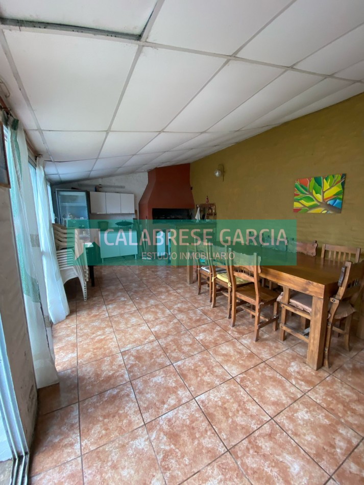 VENDO CASA ZONA B° MERCANTIL
