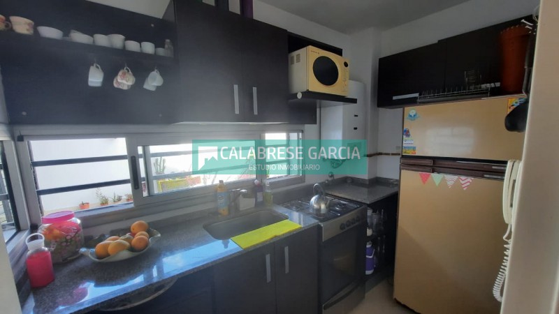 En venta departamento planta baja con patio y cochera