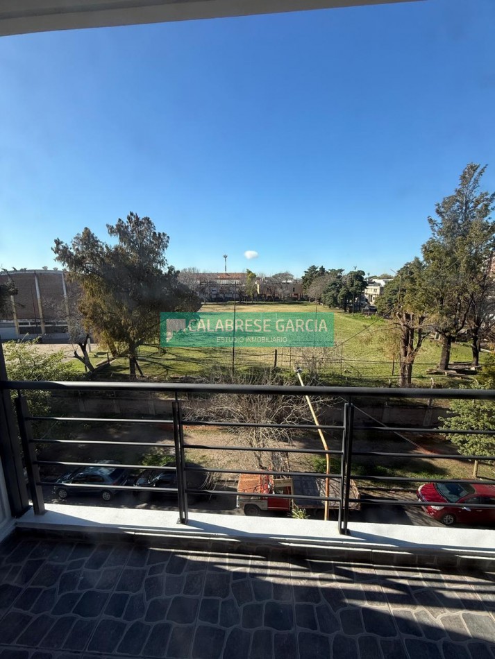 Se alquila departamento zona centro a estrenar 