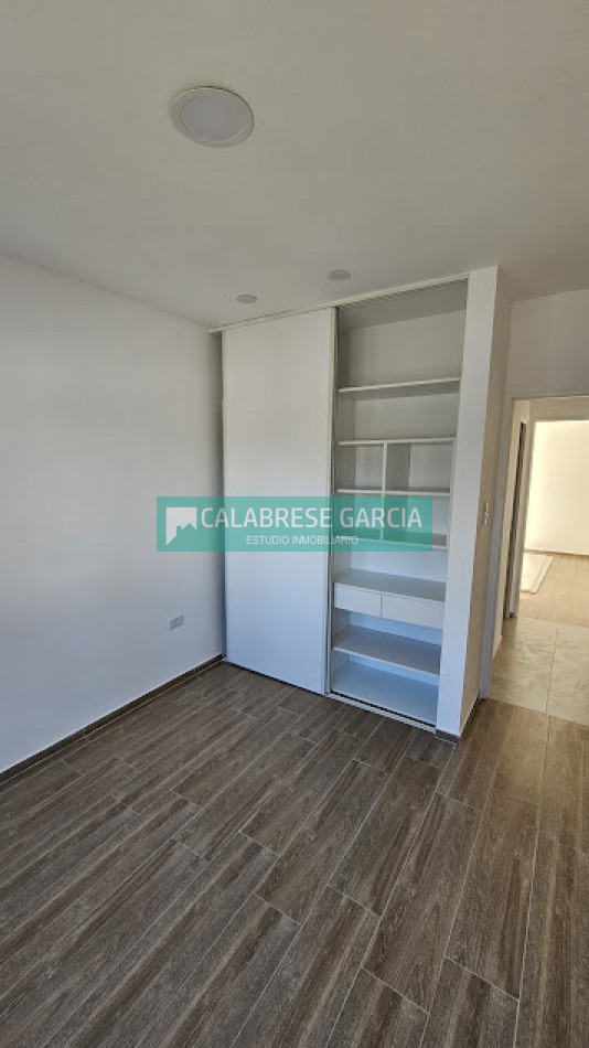 SE VENDE CASA A ESTRENAR ZONA Artigas y O´Hggins