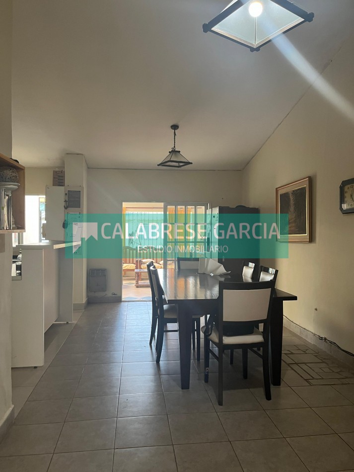 VENDO CASA ZONA B° MERCANTIL