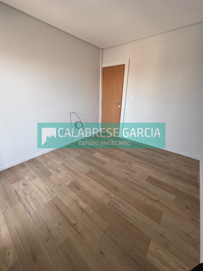 En venta departamento de dos dormitorios , zona centro !