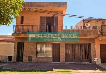 SE VENDE CASA A REFACCIONAR RAMIREZ Y PEREZ COLMAN